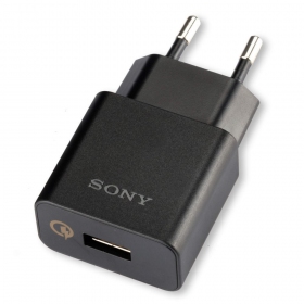 Laturi UCH10 (1.8A) Quick Charge 2.0 tarkoitettu  Sony