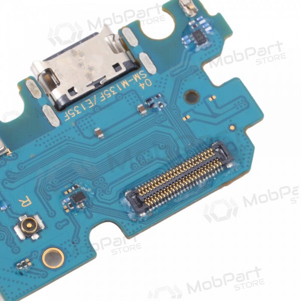 Samsung M135 Galaxy M13 2022 latauspistorasian ja mikrofonin liitin (latausliitin) (service pack) (alkuperäinen) Samsung M135 Galaxy M13 2022 latauspistorasian ja mikrofonin liitin (latausliitin) (service pack) (alkuperäinen)